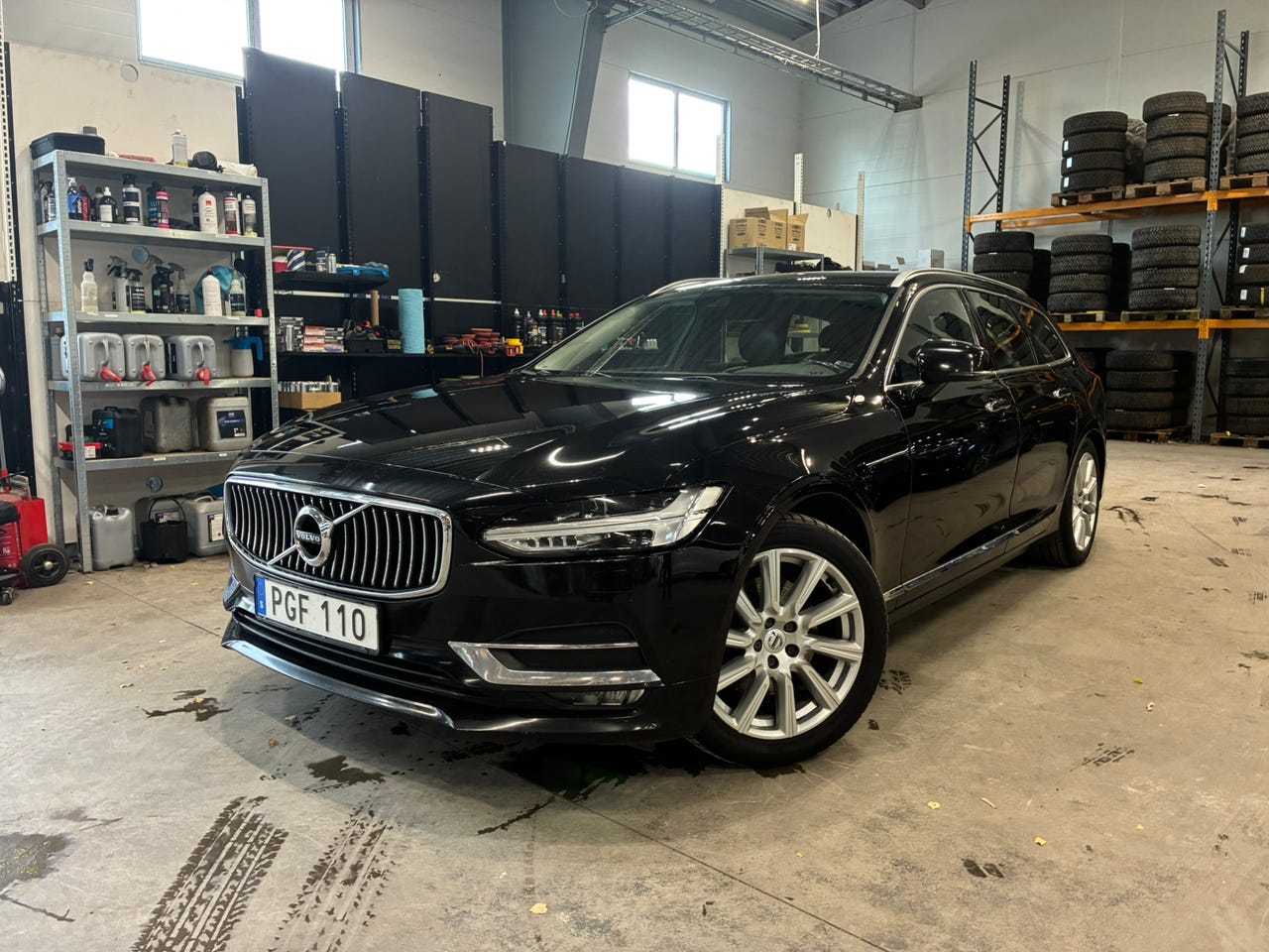 Volvo V90 2017 – bild 1 av 11