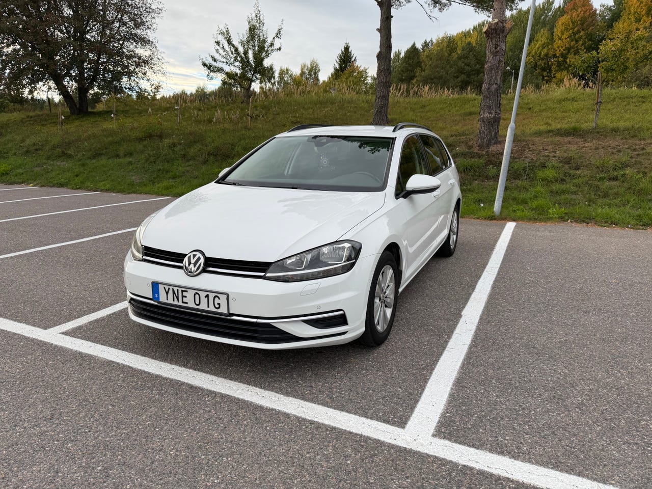 Volkswagen Golf VII 2019 – bild 1 av 10