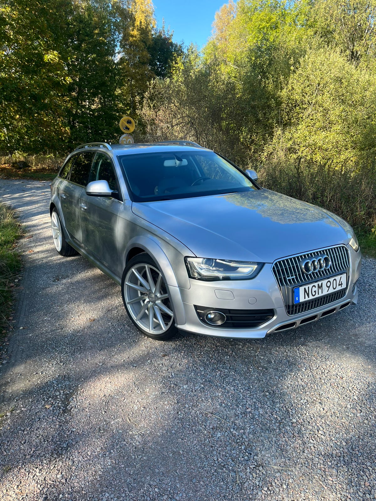 Audi A4 allroad 2016 – bild 1 av 2