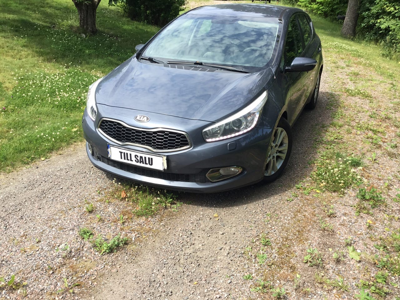Kia Ceed 2013 – bild 1 av 11
