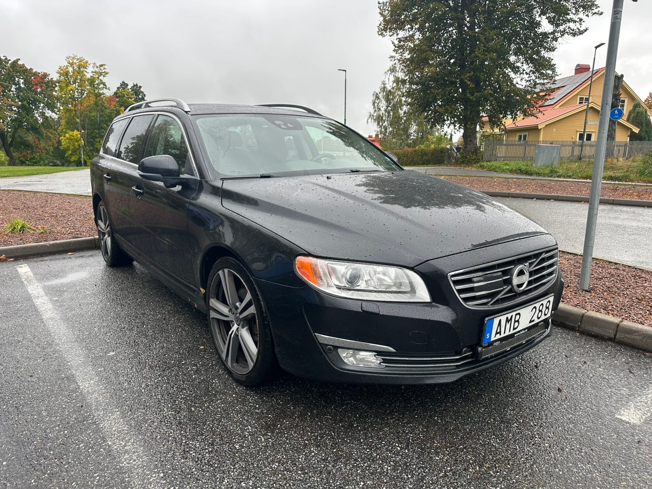 Volvo V70 2014 – bild 1 av 5