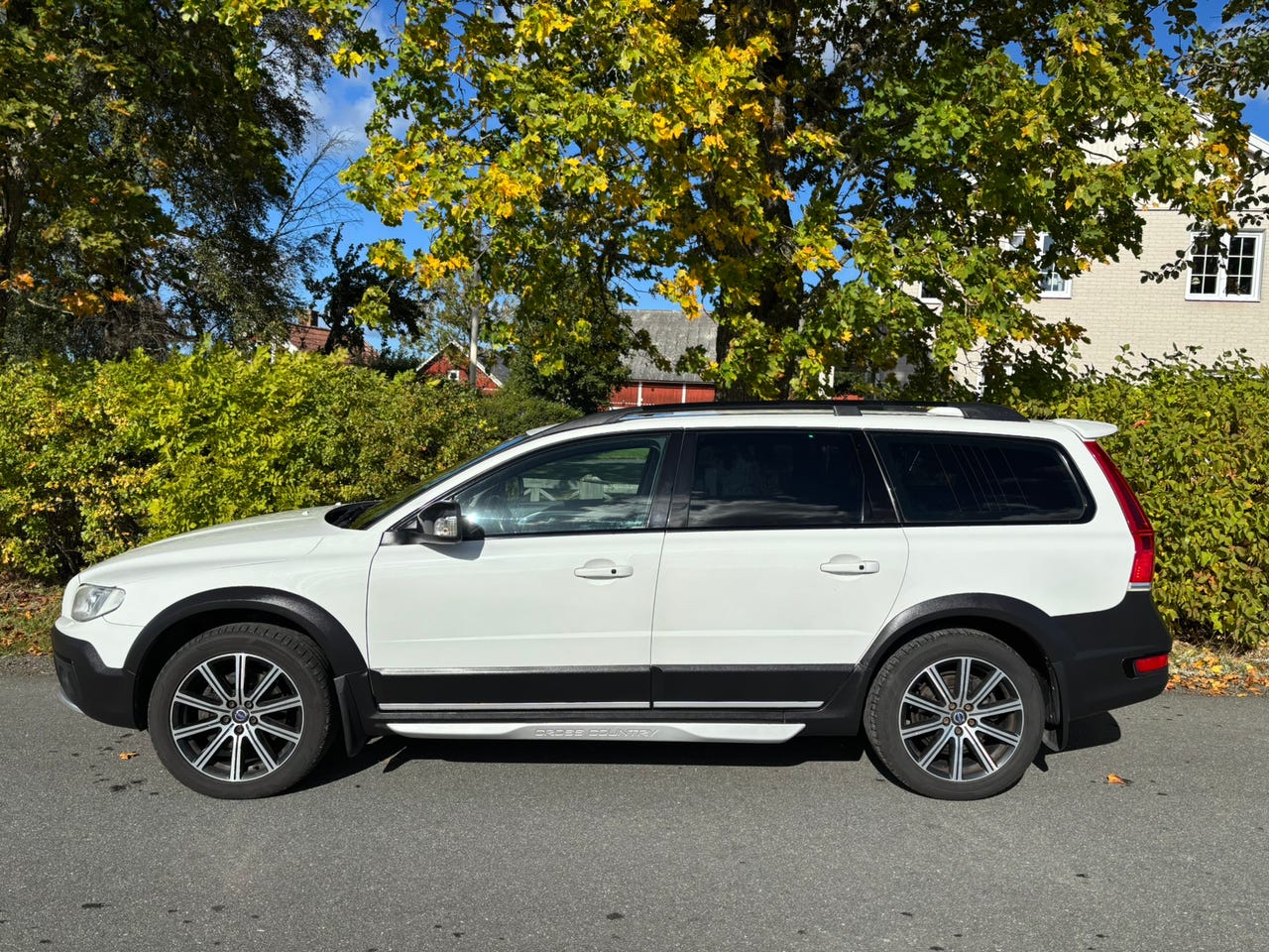 Volvo XC70 2016 – bild 1 av 10