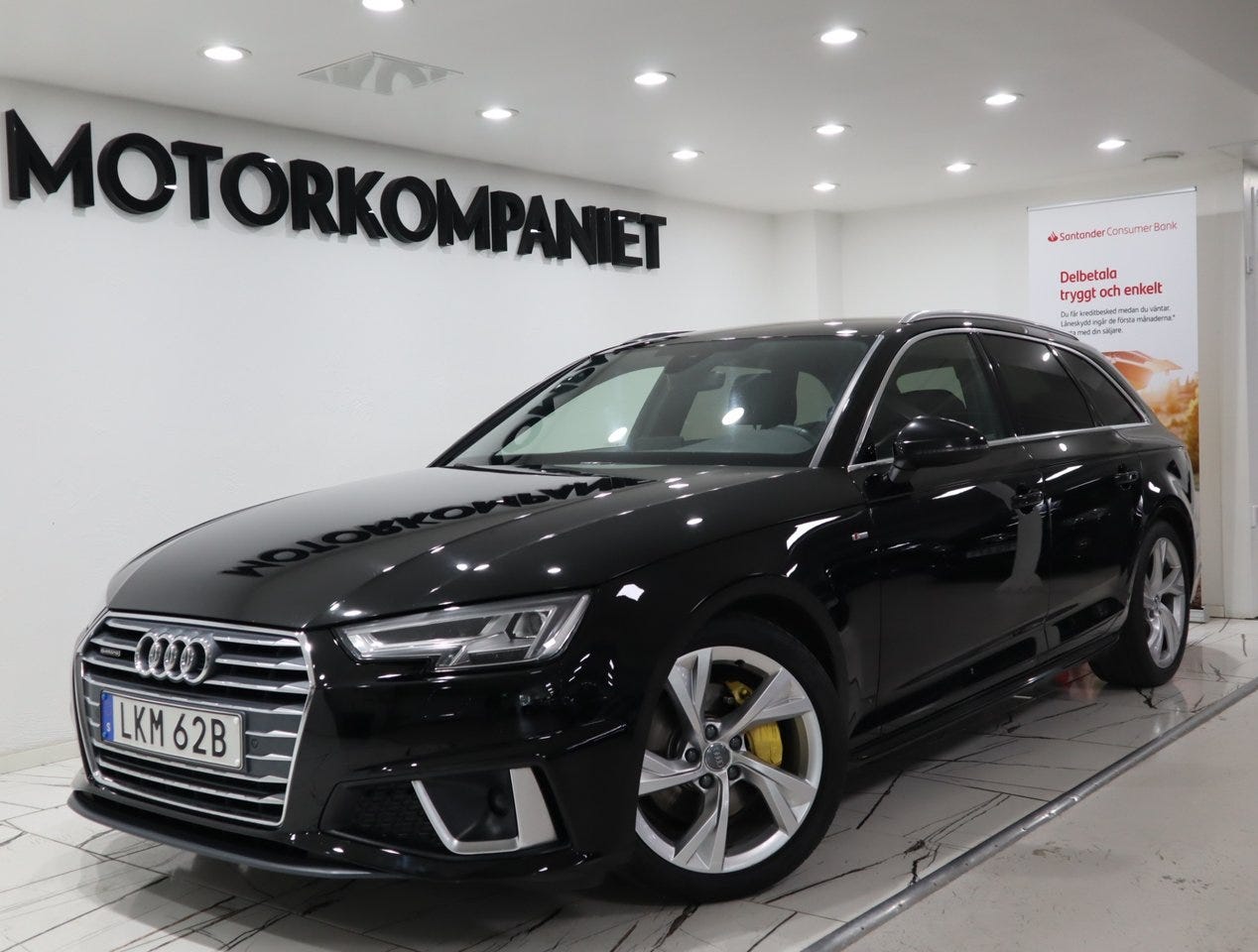 Audi A4 2019 – bild 1 av 24