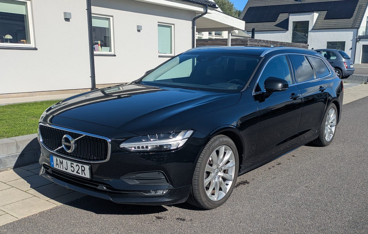Volvo V90 2019 – bild 1 av 3
