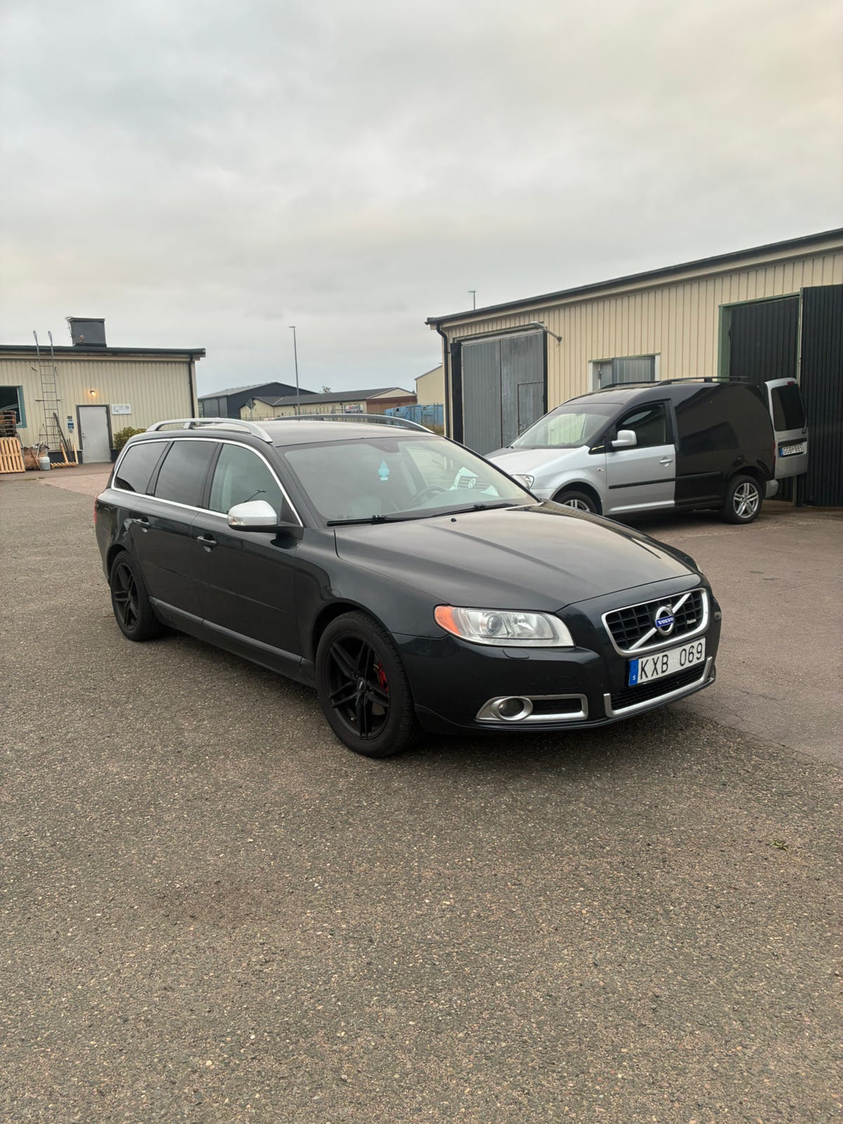 Volvo V70 2011 – bild 1 av 4