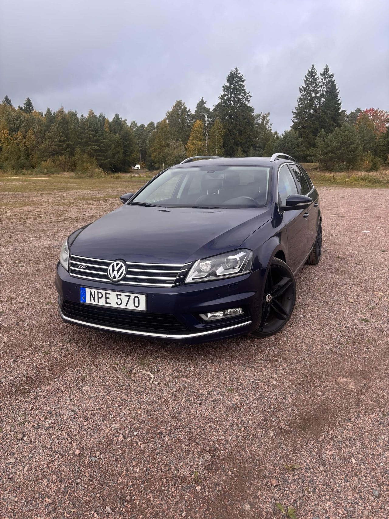 Volkswagen Passat 2013 – bild 1 av 9