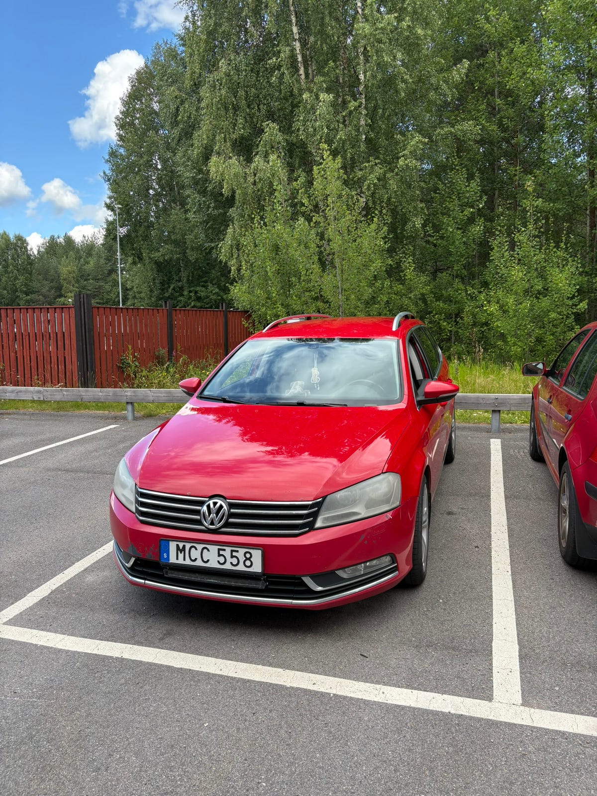 Volkswagen Passat 2012 – bild 1 av 7