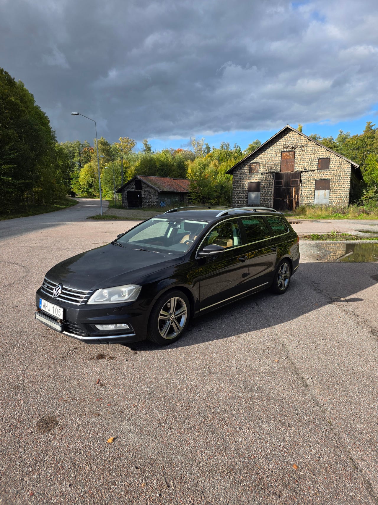 Volkswagen Passat 2013 – bild 1 av 7
