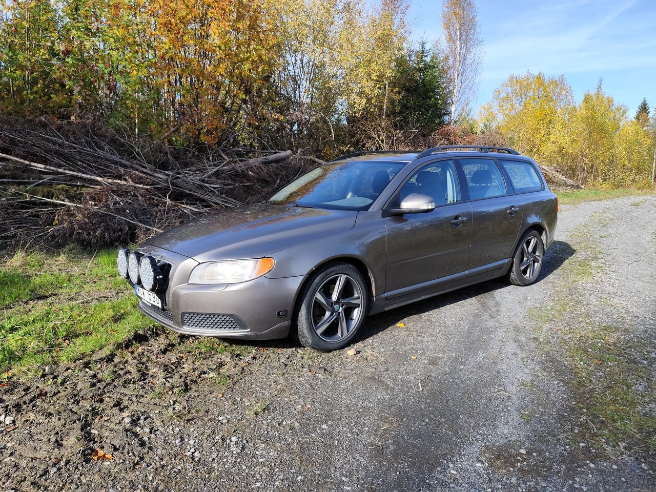 Volvo V70 2011 – bild 1 av 2