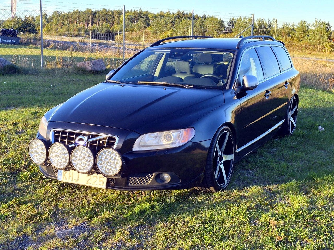 Volvo V70 2012 – bild 1 av 24