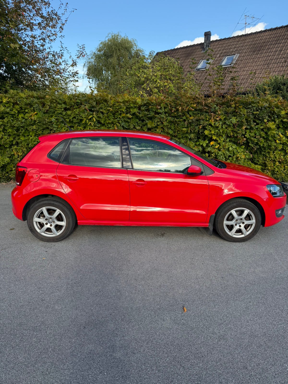 Volkswagen Polo 2012 – bild 1 av 11