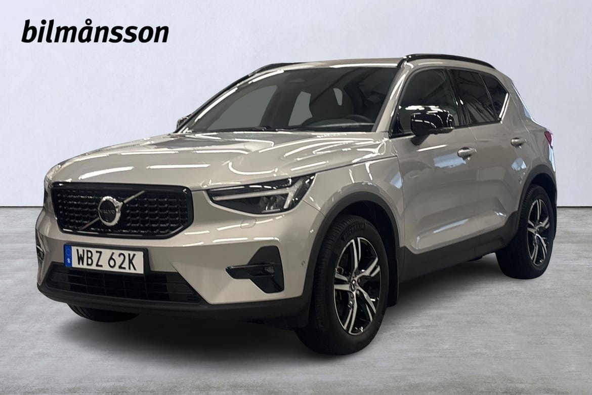 Volvo XC40 2025 – bild 1 av 22