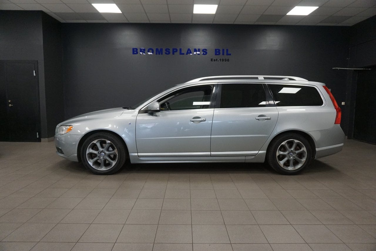 Volvo V70 2012 – bild 1 av 23