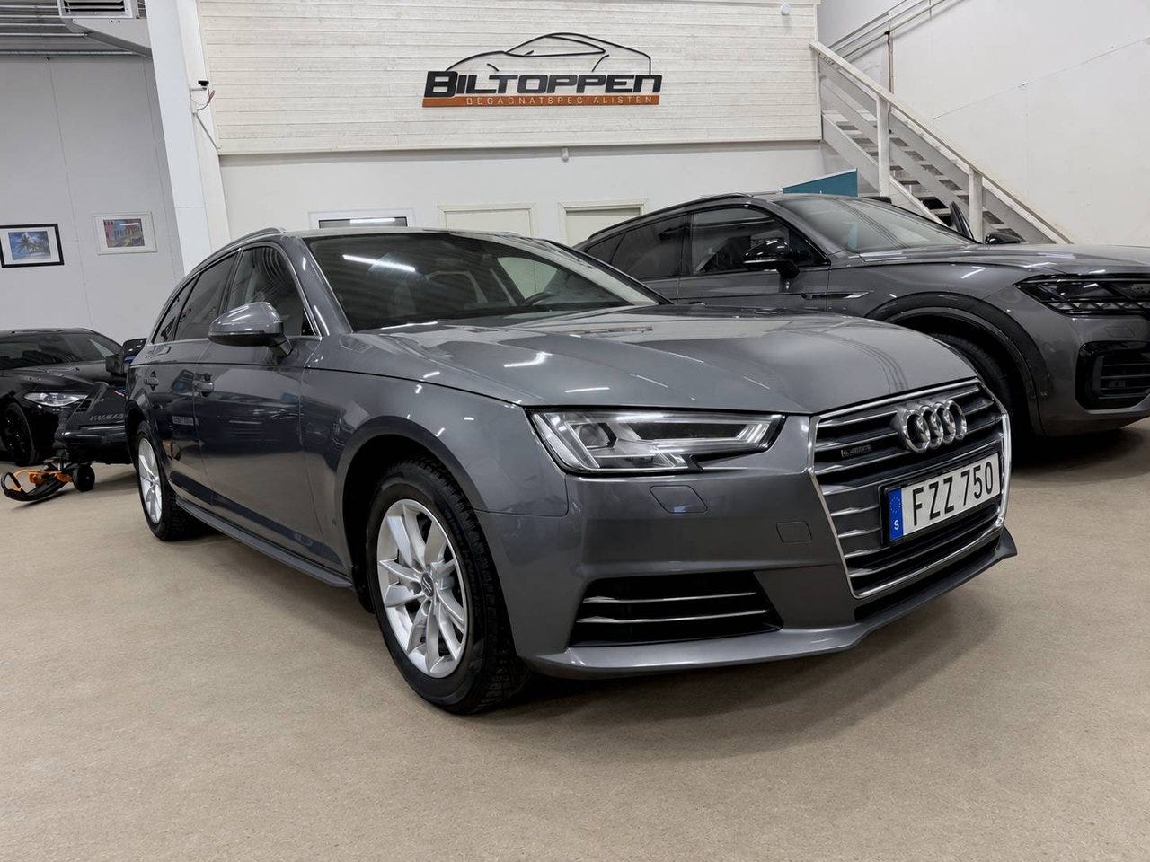 Audi A4 2017 – bild 1 av 12