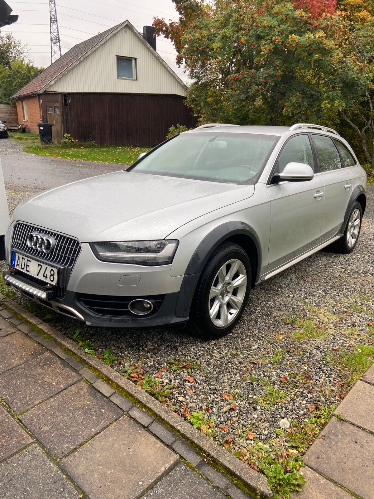 Audi A4 allroad 2013 – bild 1 av 6