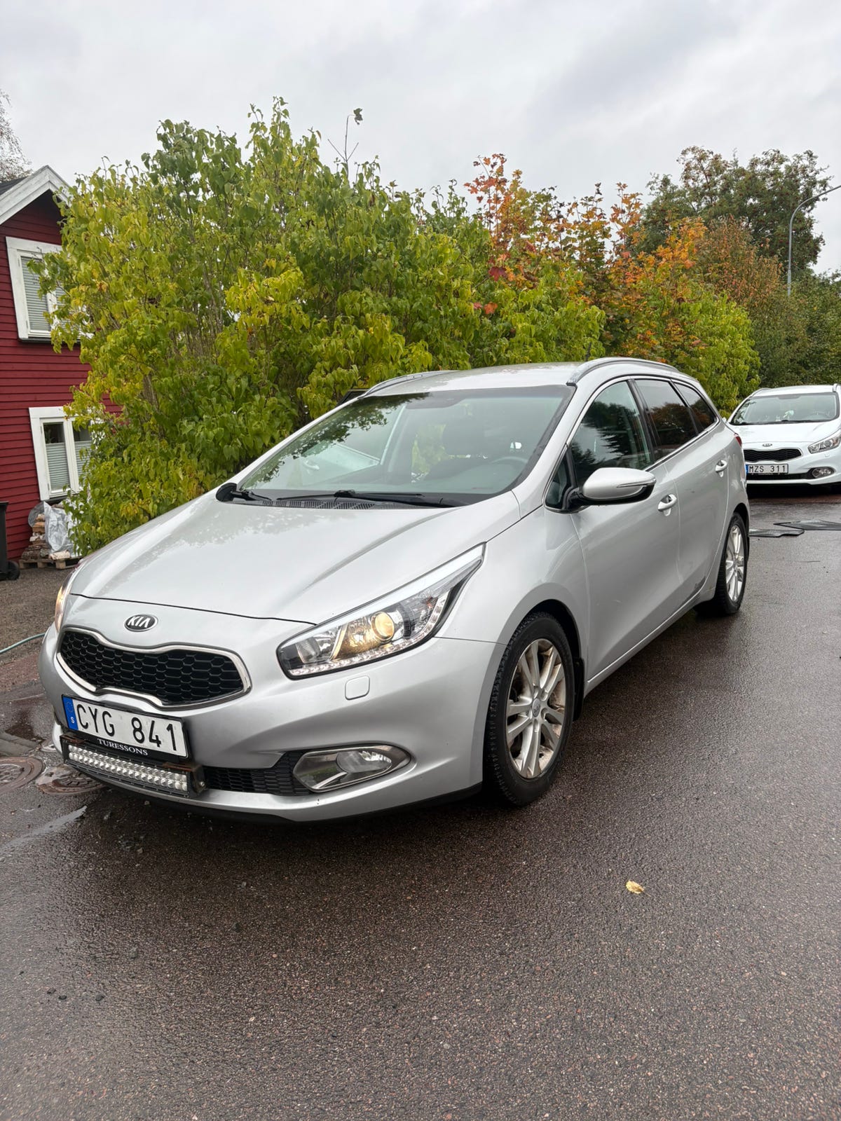 Kia Ceed 2013 – bild 1 av 10