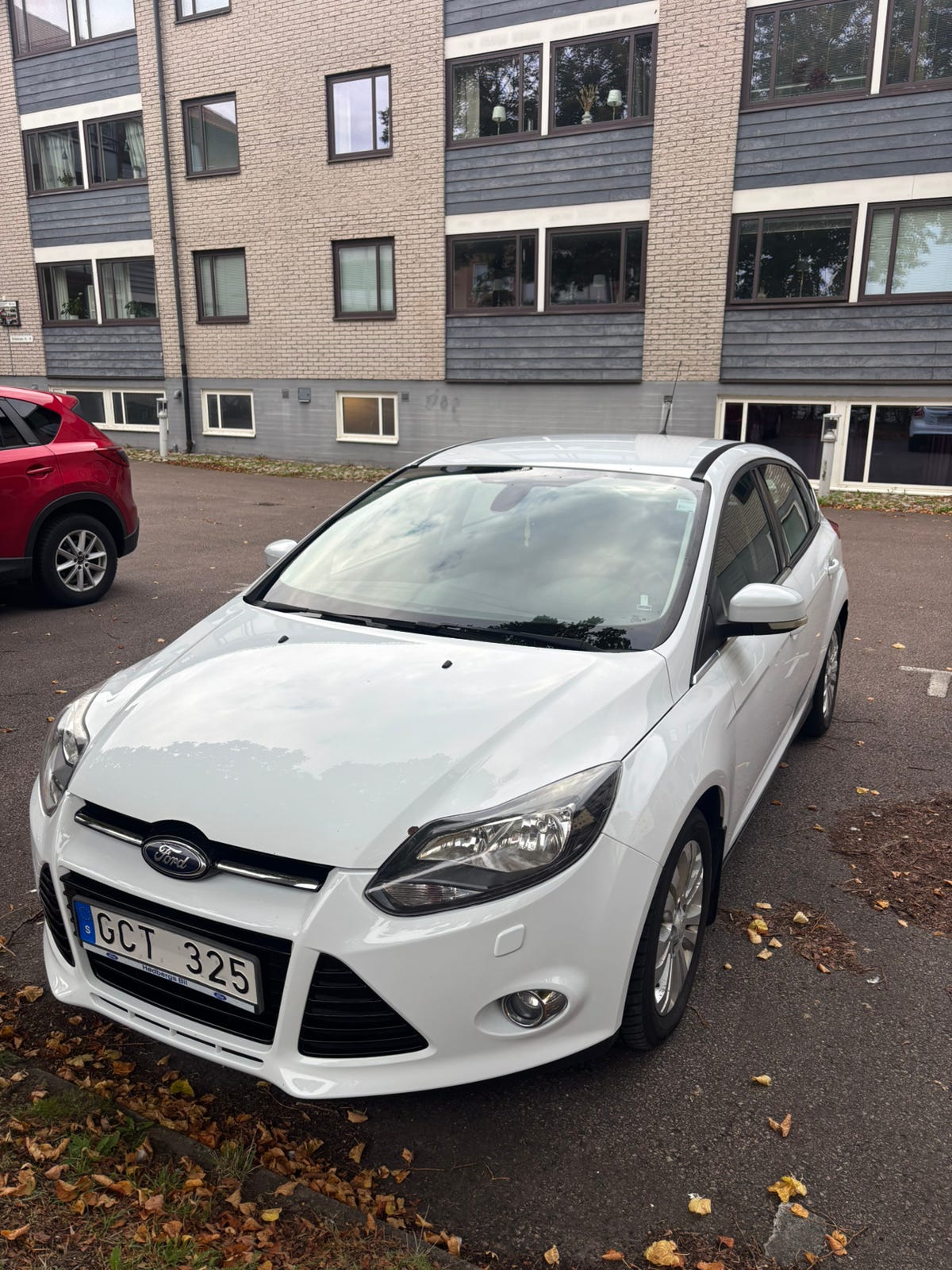 Ford Focus 2013 – bild 1 av 12
