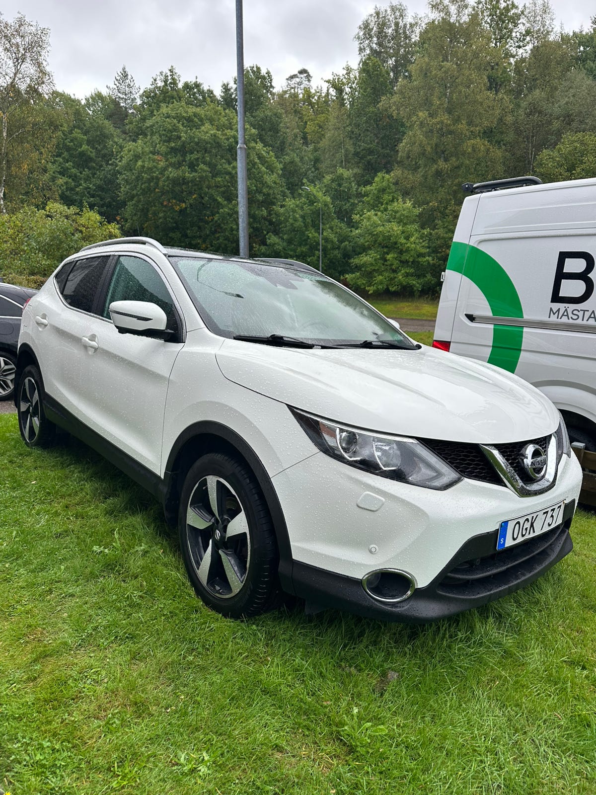 Nissan Qashqai 2016 – bild 1 av 12