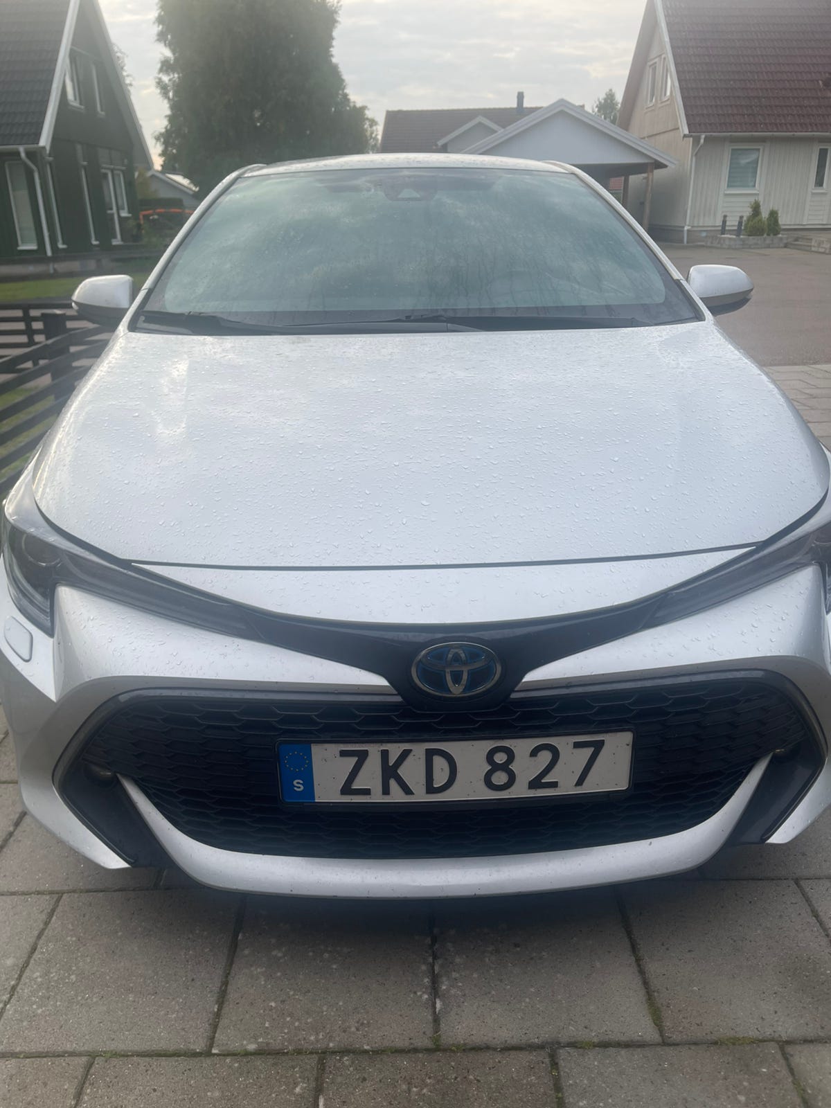 Toyota Corolla 2022 – bild 1 av 23