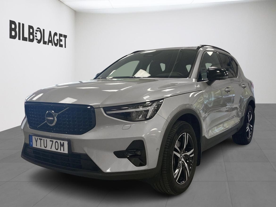 Volvo XC40 2025 – bild 1 av 15