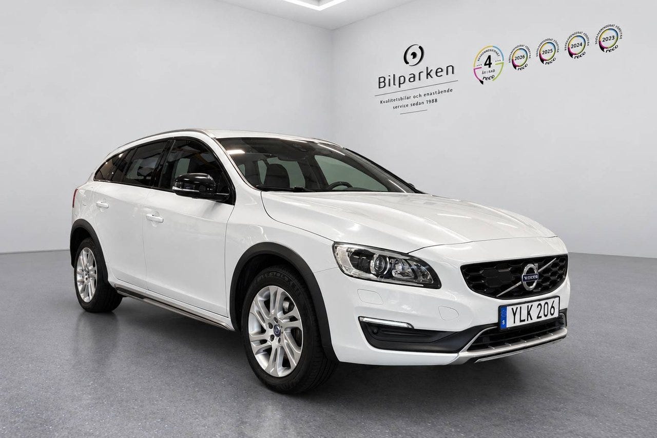 Volvo V60 Cross Country 2018 – bild 1 av 17