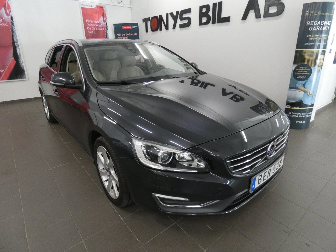 Volvo V60 2014 – bild 1 av 16