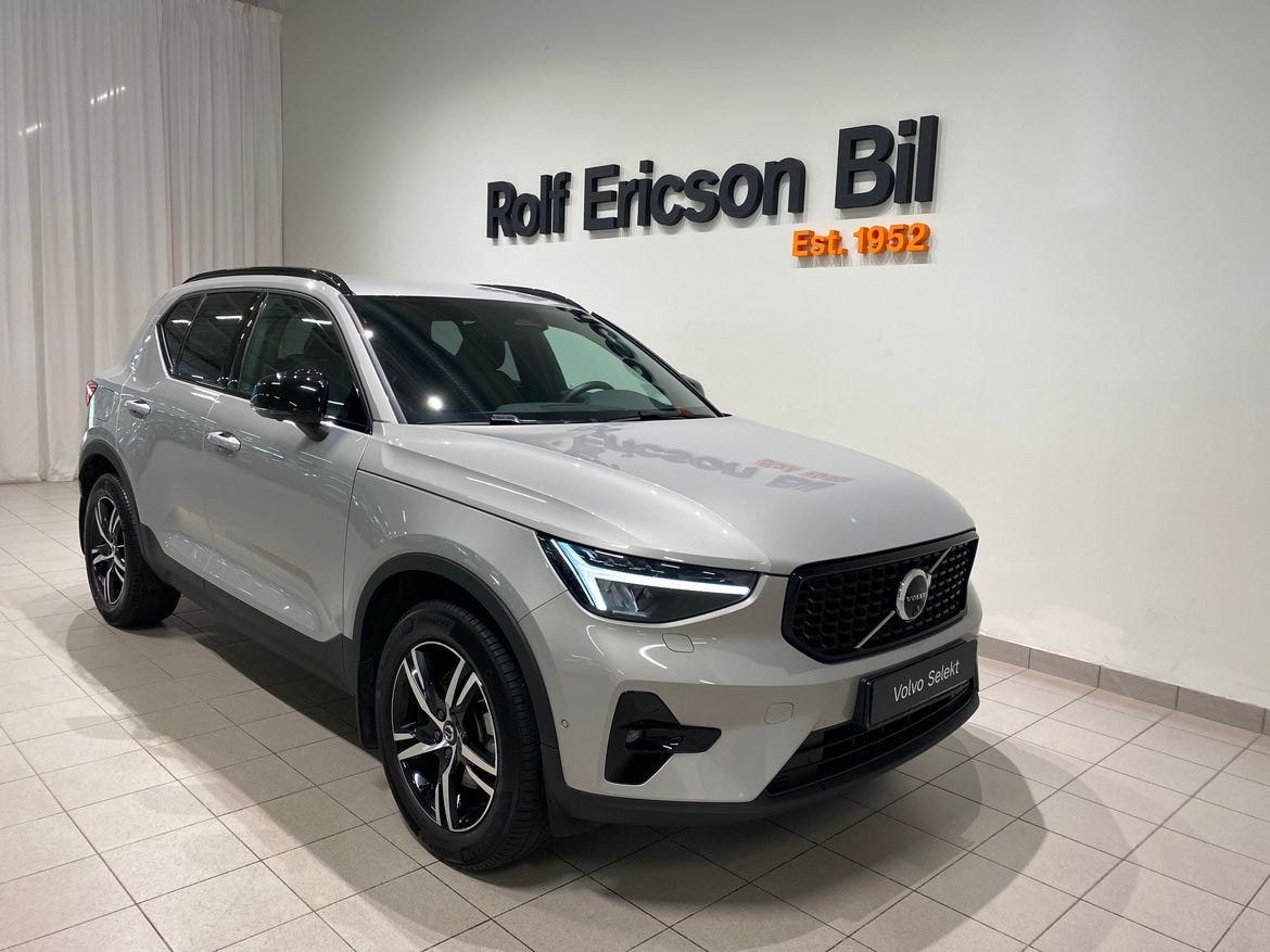 Volvo XC40 2025 – bild 1 av 19