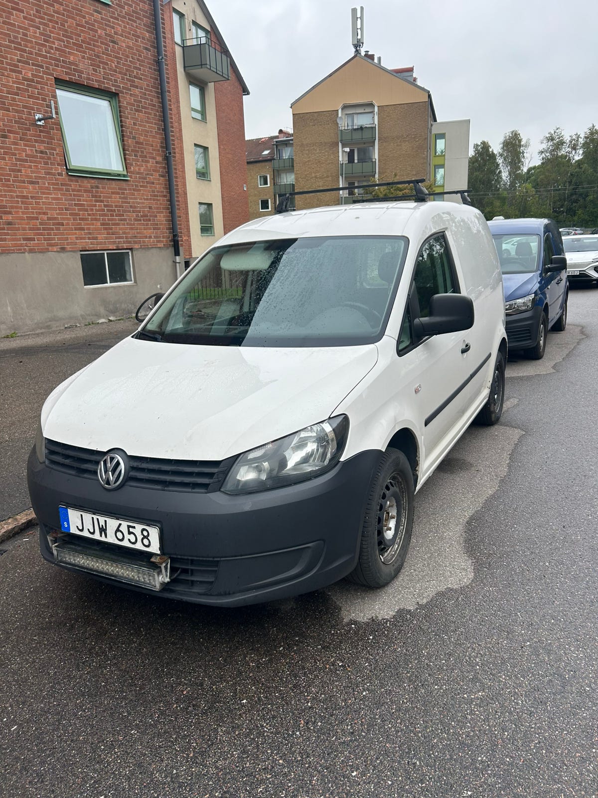 Volkswagen Caddy 2015 – bild 1 av 6