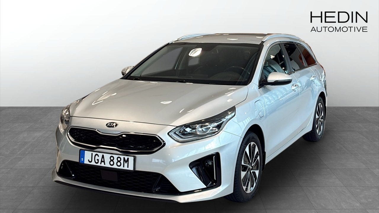 Kia Ceed 2021 – bild 1 av 9
