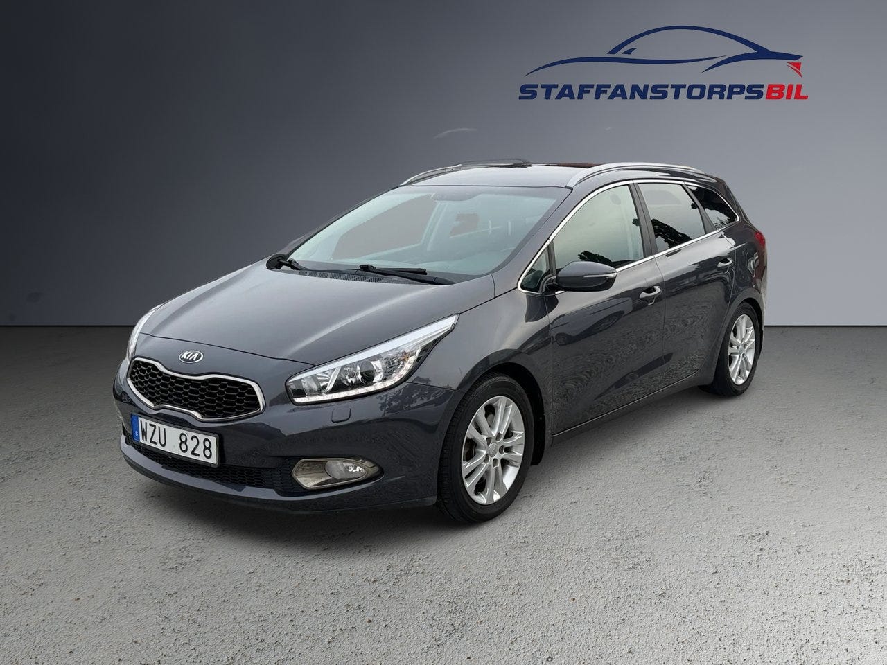 Kia Ceed 2013 – bild 1 av 11