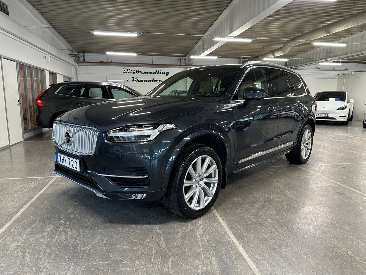Volvo XC90 2017 – bild 1 av 19