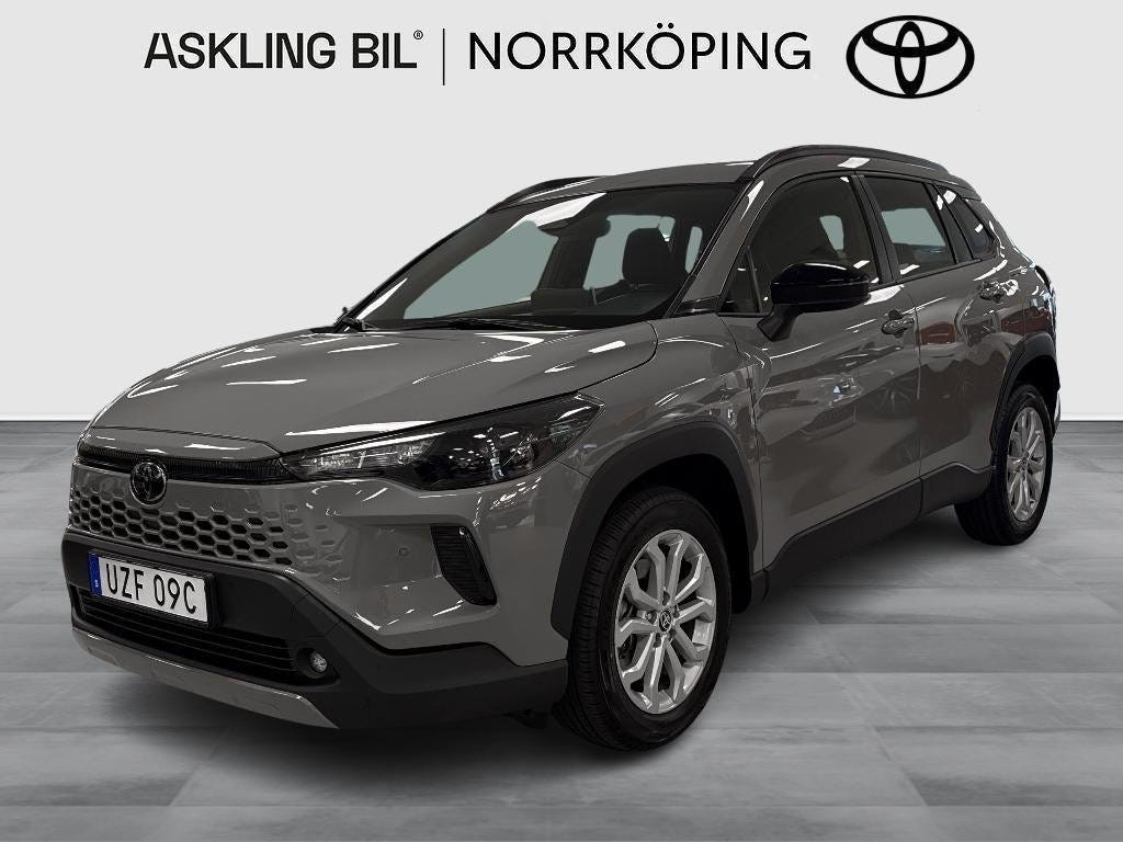 Toyota Corolla Cross 2025 – bild 1 av 10