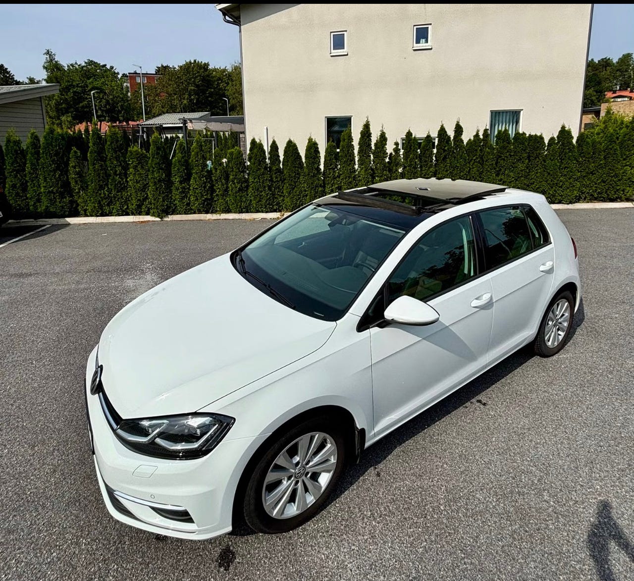 Volkswagen Golf VII 2017 – bild 1 av 6