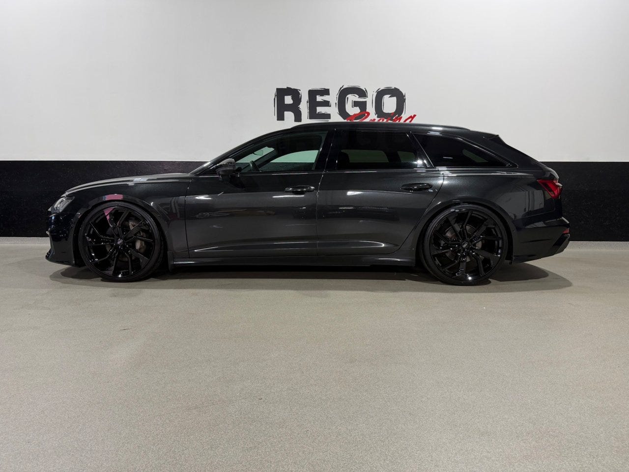 Audi A6 2020 – bild 1 av 18