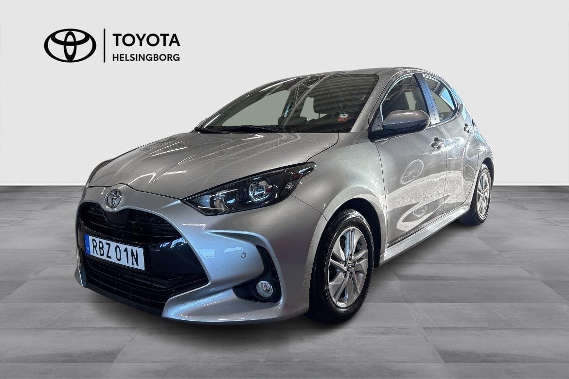 Toyota Yaris 2025 – bild 1 av 12