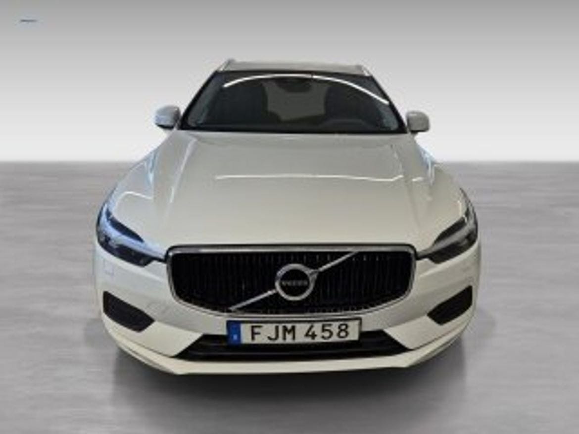 Volvo XC60 2021 – bild 1 av 10