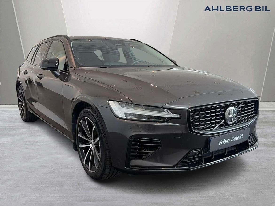 Volvo V60 2025 – bild 1 av 23