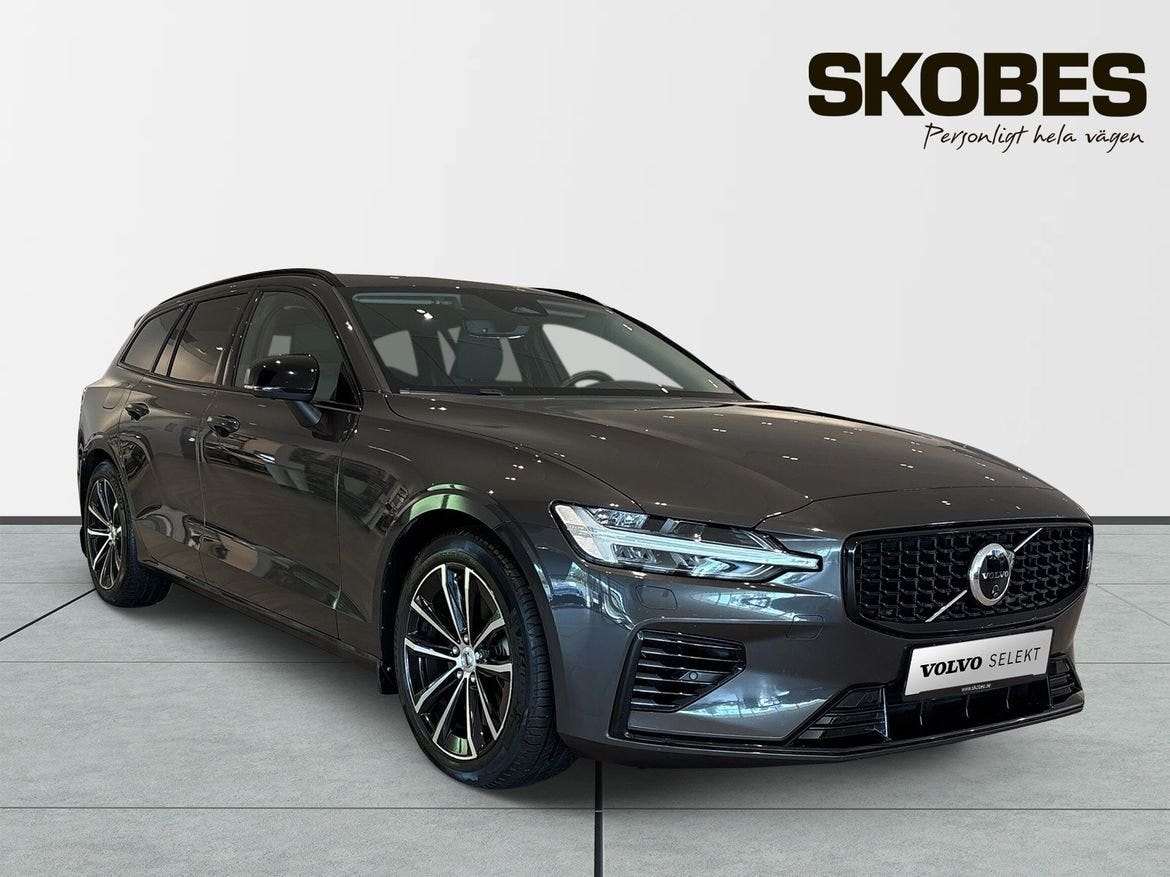 Volvo V60 2025 – bild 1 av 24