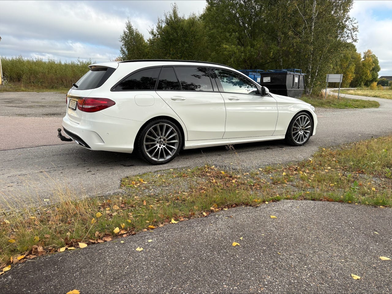 Mercedes-Benz C220 2018 – bild 1 av 7