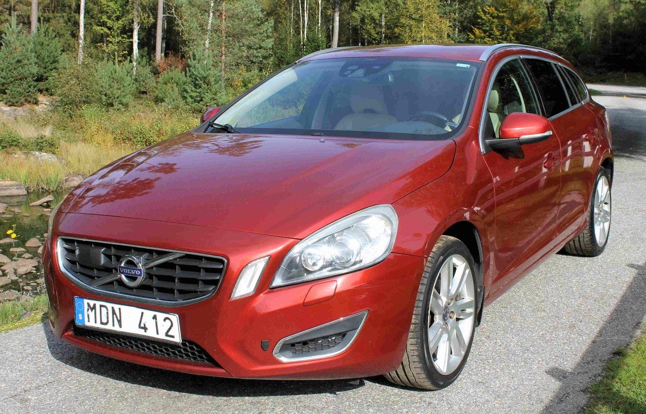 Volvo V60 2012 – bild 1 av 4