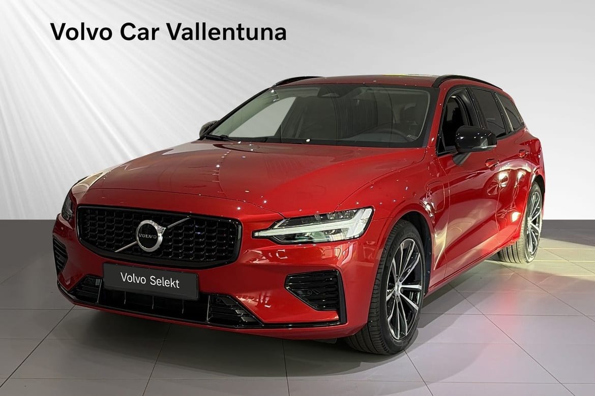 Volvo V60 2024 – bild 1 av 17