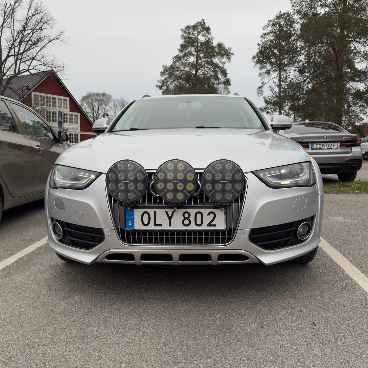 Audi A4 allroad 2013 – bild 1 av 8