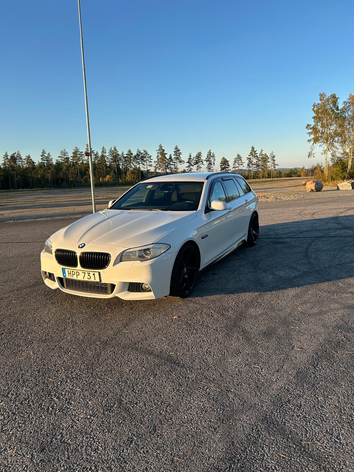 BMW 520d 2012 – bild 1 av 14