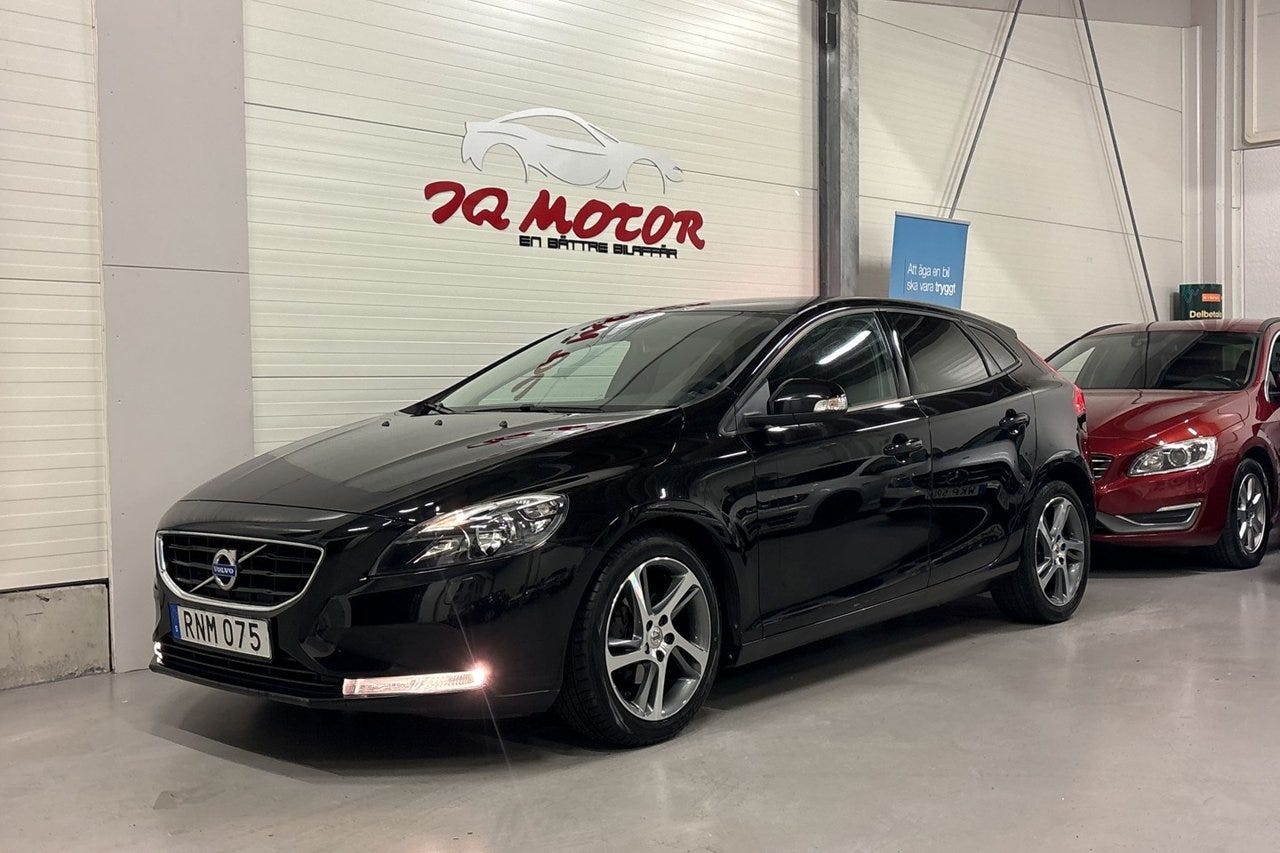Volvo V40 2015 – bild 1 av 23