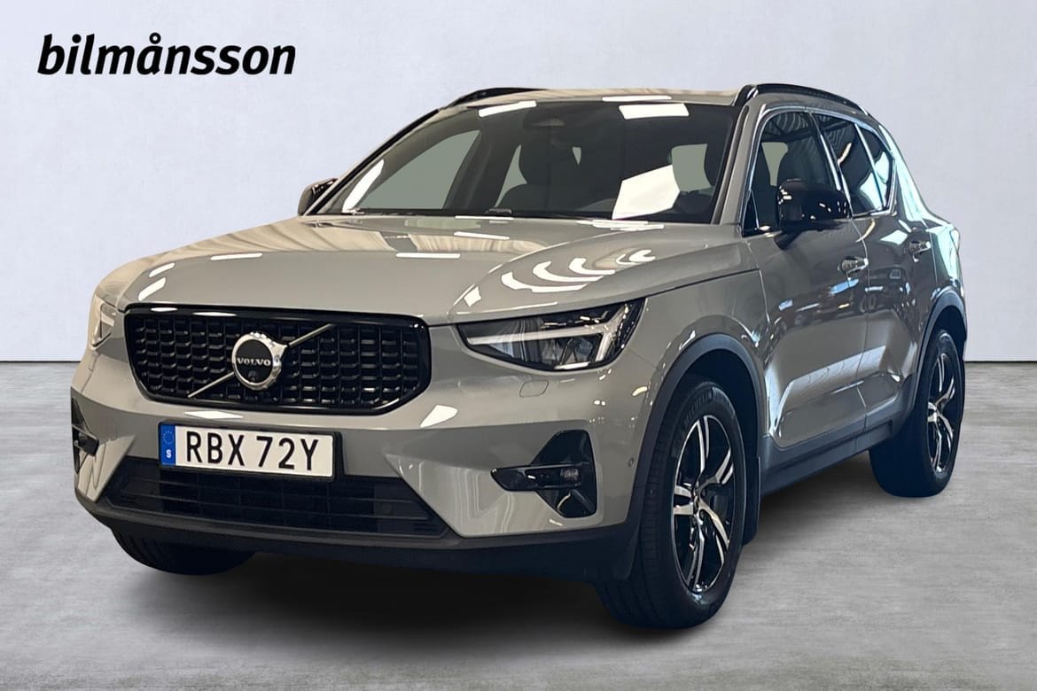 Volvo XC40 2025 – bild 1 av 24