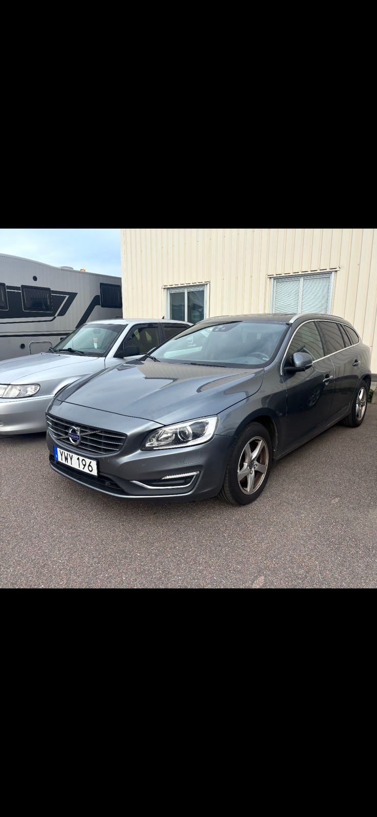 Volvo V60 2018 – bild 1 av 6