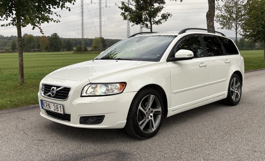 Volvo V50 2011 – bild 1 av 24