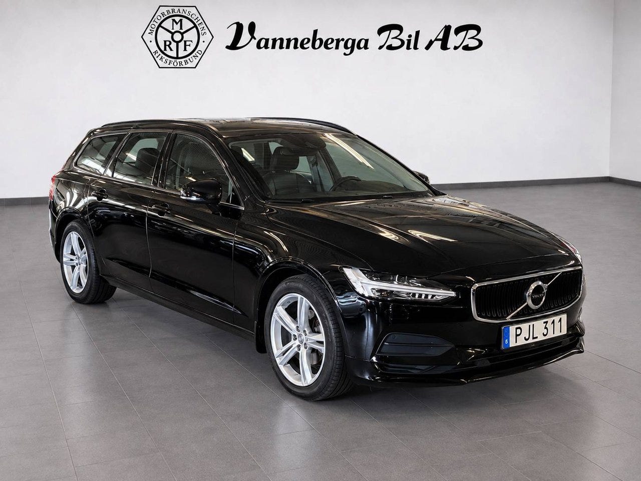 Volvo V90 2018 – bild 1 av 4