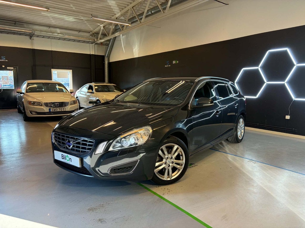 Volvo V60 2012 – bild 1 av 16