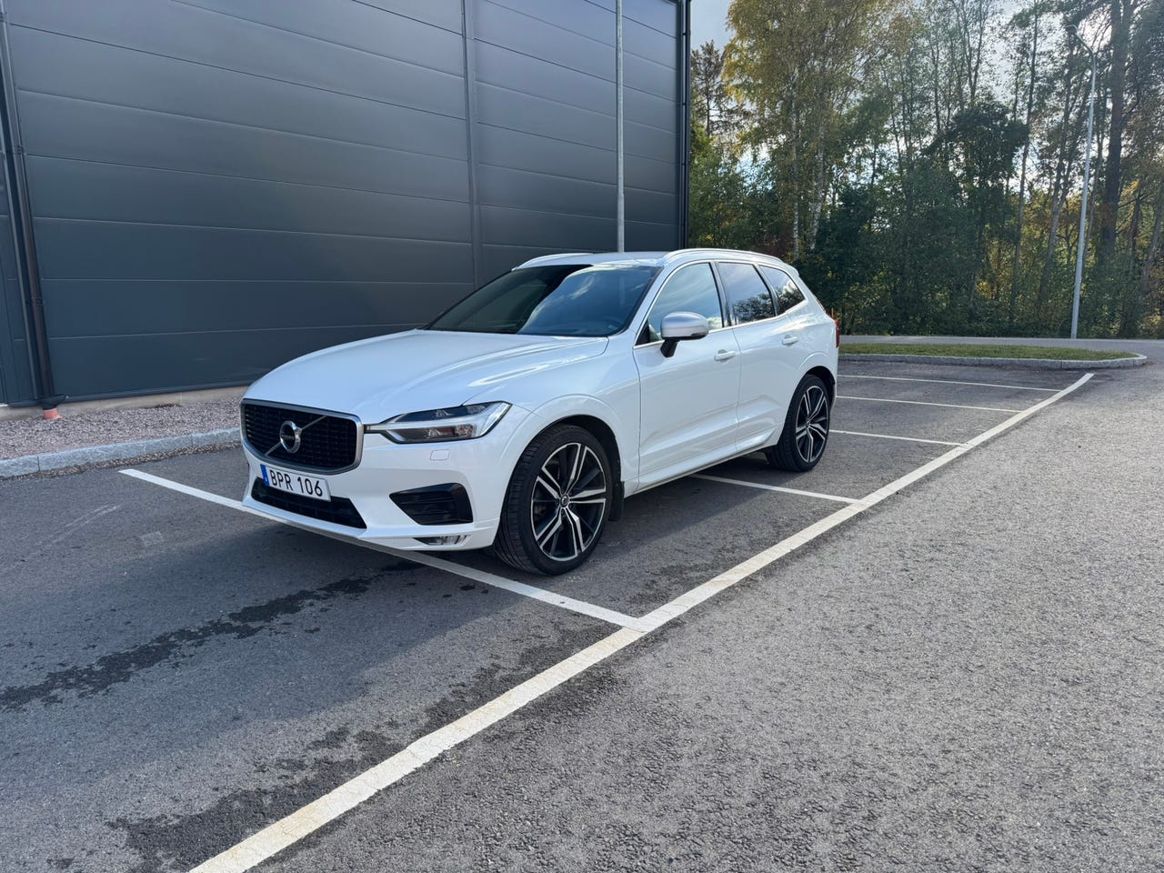 Volvo XC60 2018 – bild 1 av 16